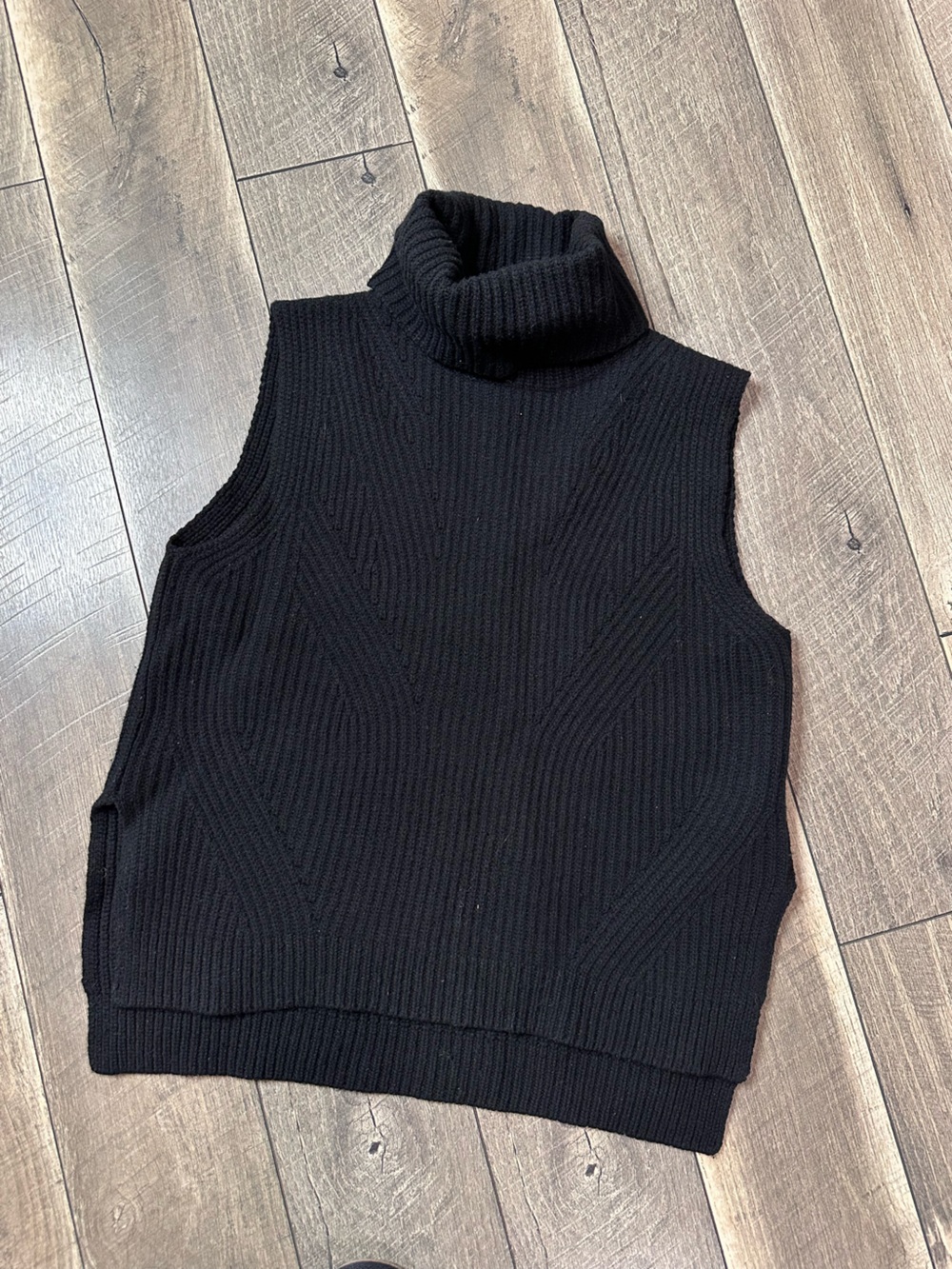 Madewell Turtleneck Sleeveless Sweater